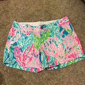 EUC Lilly Pulitzer Callahan short size 6
